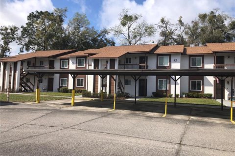Condominio en venta en Zephyrhills, Florida, 2 dormitorios, 80.27 m2 № 1813443 - foto 1