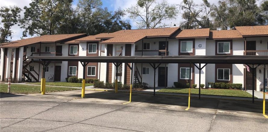 Condominio en Zephyrhills, Florida, 2 dormitorios  № 1813443
