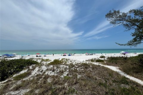 Condo in Bradenton Beach, Florida, 2 bedrooms  № 1549733 - photo 4