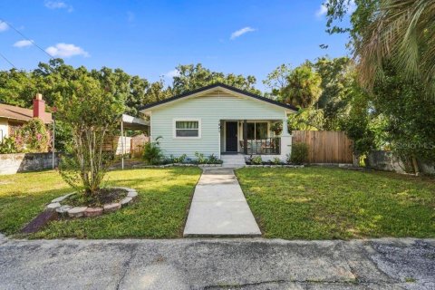Casa en Tampa, Florida 3 dormitorios, 97.92 m2 № 2375608