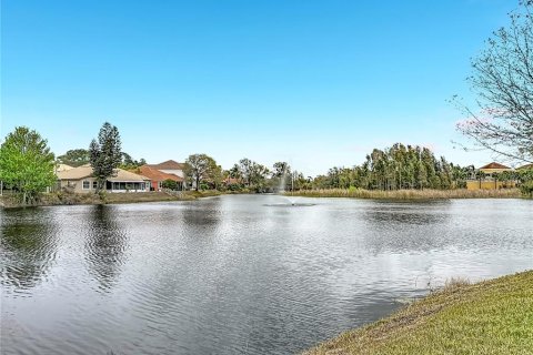 Touwnhouse à vendre à Land O' Lakes, Floride: 2 chambres, 213.77 m2 № 2231664 - photo 15