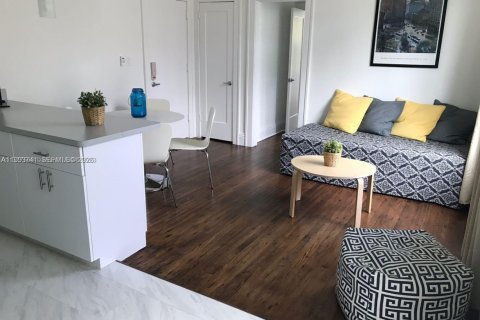 Apartamento en alquiler en Miami Beach, Florida, 1 dormitorio, 42.74 m2 № 2055499 - foto 5
