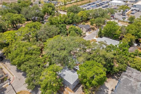 House in Orlando, Florida 4 bedrooms, 116.31 sq.m. № 2211295 - photo 26
