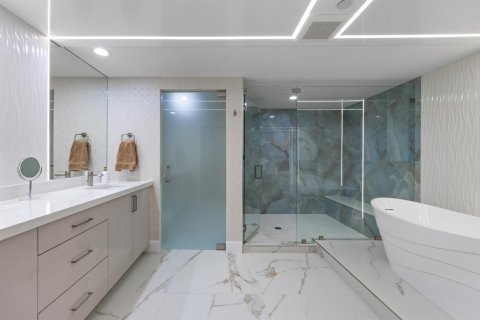Купить кондоминиум в Холливуд, Флорида 3 комнаты, 214.42м2, № 2268079 - фото 15