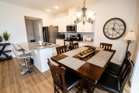 Duplex in Orlando, Florida 3 bedrooms, 148.27 sq.m. № 2220623 - photo 30