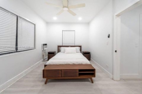 Casa en venta en Miami Beach, Florida, 3 dormitorios, 124.86 m2 № 1845700 - foto 17