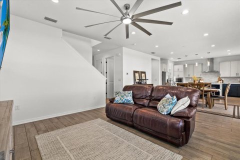 Villa ou maison à louer à Parrish, Floride: 3 chambres, 229.75 m2 № 2092825 - photo 13