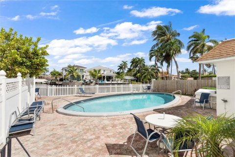 Condo in Fort Lauderdale, Florida, 1 bedroom  № 2268117 - photo 9