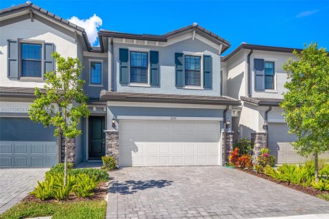 Townhouse in Oakland Park, Florida 3 bedrooms, 164.81 sq.m. № 1936346 - photo 2