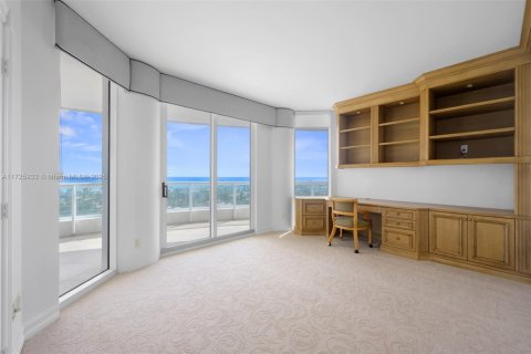 Condo in Aventura, Florida, 3 bedrooms  № 1476865 - photo 18