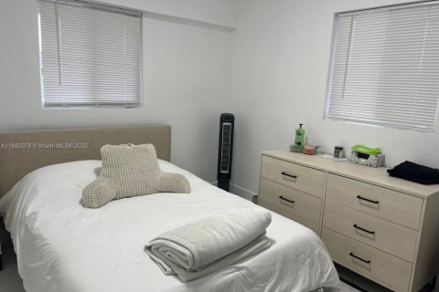 Villa ou maison à vendre à Miami Gardens, Floride: 3 chambres, 131.55 m2 № 1981812 - photo 12