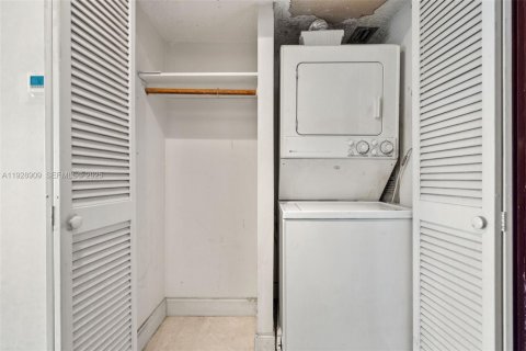 Condominio en venta en Pompano Beach, Florida, 2 dormitorios, 134.71 m2 № 1987865 - foto 7