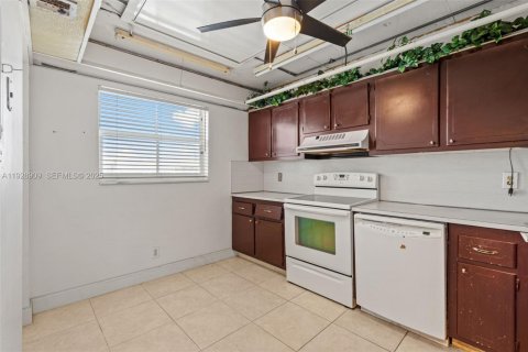 Condominio en venta en Pompano Beach, Florida, 2 dormitorios, 134.71 m2 № 1987865 - foto 16