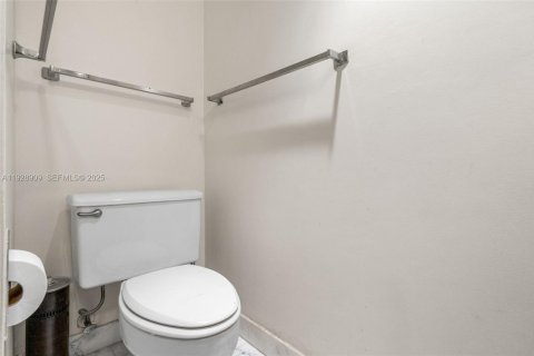 Condominio en venta en Pompano Beach, Florida, 2 dormitorios, 134.71 m2 № 1987865 - foto 30