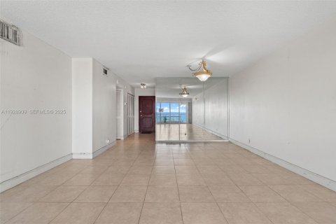 Condominio en venta en Pompano Beach, Florida, 2 dormitorios, 134.71 m2 № 1987865 - foto 15