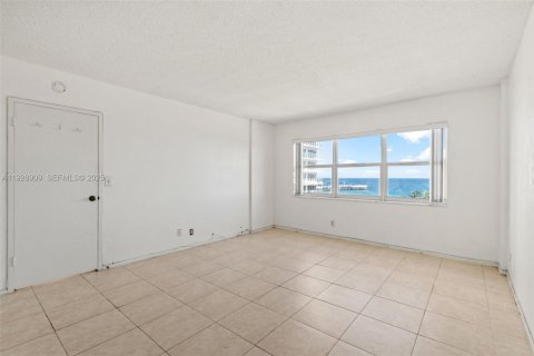 Condominio en venta en Pompano Beach, Florida, 2 dormitorios, 134.71 m2 № 1987865 - foto 25