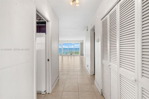 Condominio en venta en Pompano Beach, Florida, 2 dormitorios, 134.71 m2 № 1987865 - foto 6