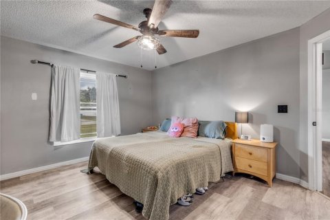 Casa en venta en Deltona, Florida, 3 dormitorios, 149.85 m2 № 2398334 - foto 14