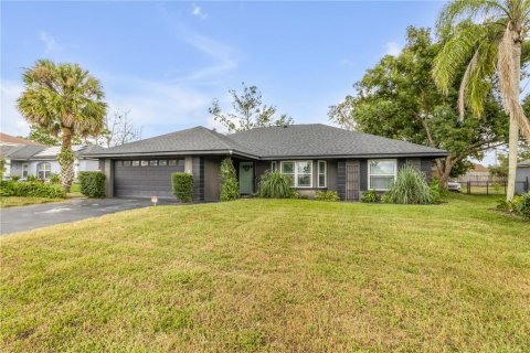 Casa en venta en Deltona, Florida, 3 dormitorios, 149.85 m2 № 2398334 - foto 3