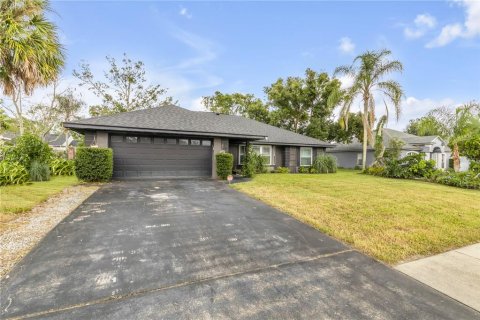 Casa en venta en Deltona, Florida, 3 dormitorios, 149.85 m2 № 2398334 - foto 2