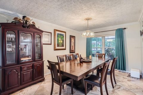 House in Tampa, Florida 5 bedrooms, 257.53 sq.m. № 1821363 - photo 9
