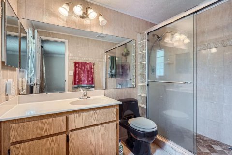 House in Tampa, Florida 5 bedrooms, 257.53 sq.m. № 1821363 - photo 30