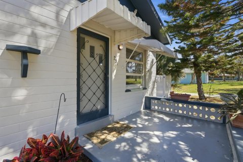 Villa ou maison à vendre à Ormond Beach, Floride: 2 chambres, 140.1 m2 № 2148572 - photo 2