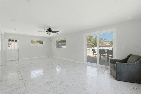 Villa ou maison à vendre à Ormond Beach, Floride: 2 chambres, 140.1 m2 № 2148572 - photo 9