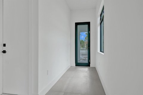 Propiedad comercial en venta en Fort Lauderdale, Florida, 413.97 m2 № 2323746 - foto 5