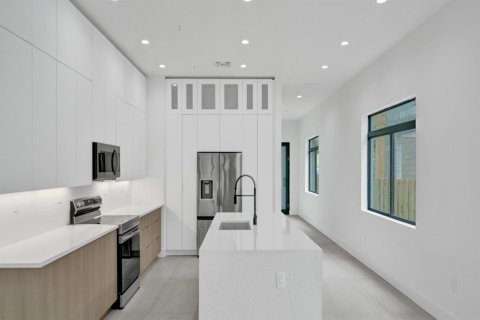 Propiedad comercial en venta en Fort Lauderdale, Florida, 413.97 m2 № 2323746 - foto 21