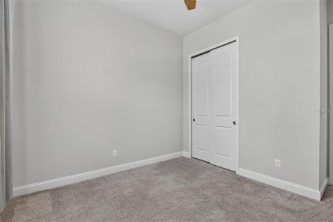 House in Gainesville, Florida 3 bedrooms, 183.57 sq.m. № 2219977 - photo 23