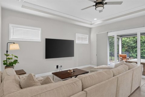 House in Gainesville, Florida 3 bedrooms, 183.57 sq.m. № 2219977 - photo 3