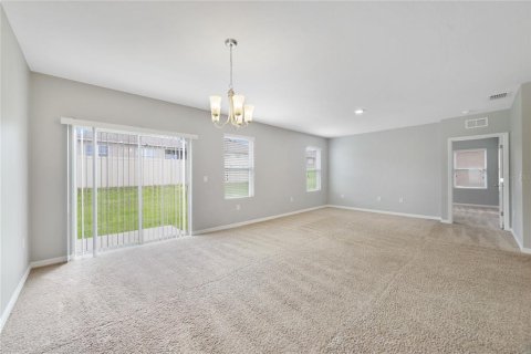 Casa en venta en Davenport, Florida, 4 dormitorios, 166.11 m2 № 1894895 - foto 17