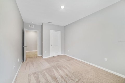 Casa en venta en Davenport, Florida, 4 dormitorios, 166.11 m2 № 1894895 - foto 15
