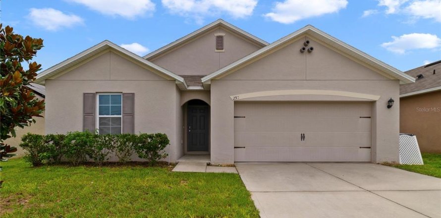Casa en Davenport, Florida 4 dormitorios, 166.11 m2 № 1894895