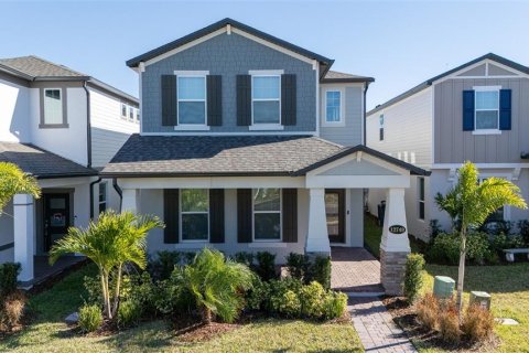 House in Winter Garden, Florida 4 bedrooms, 258.36 sq.m. № 1512196 - photo 1