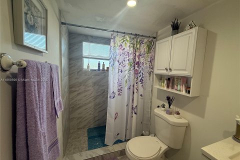 Condo in Sunrise, Florida, 1 bedroom  № 2054169 - photo 27