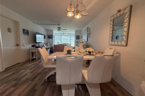 Condo in Sunrise, Florida, 1 bedroom  № 2054169 - photo 12