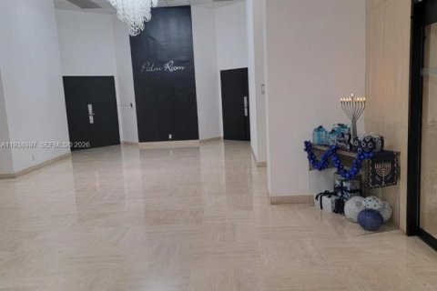 Купить кондоминиум в Халландейл-Бич, Флорида 2 спальни, 130.06м2, № 1997875 - фото 5