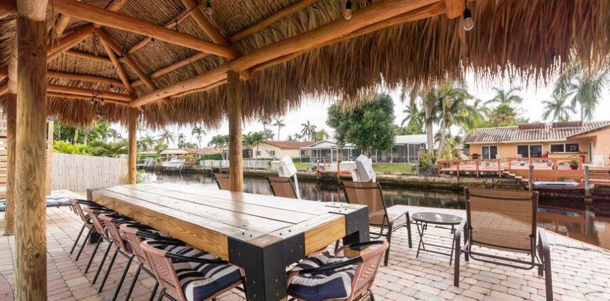 Villa ou maison à Fort Lauderdale, Floride 3 chambres, 172.52 m2 № 1154611