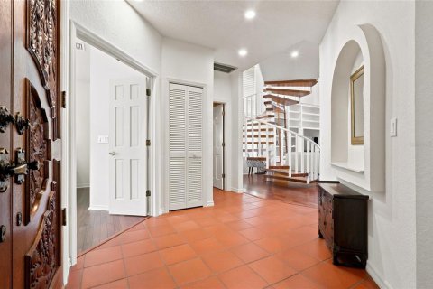 House in Wesley Chapel, Florida 4 bedrooms, 297.29 sq.m. № 2215587 - photo 7