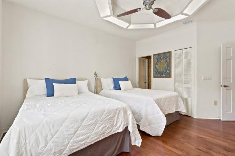 House in Wesley Chapel, Florida 4 bedrooms, 297.29 sq.m. № 2215587 - photo 25