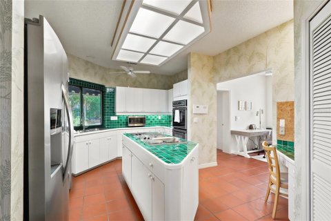 House in Wesley Chapel, Florida 4 bedrooms, 297.29 sq.m. № 2215587 - photo 15