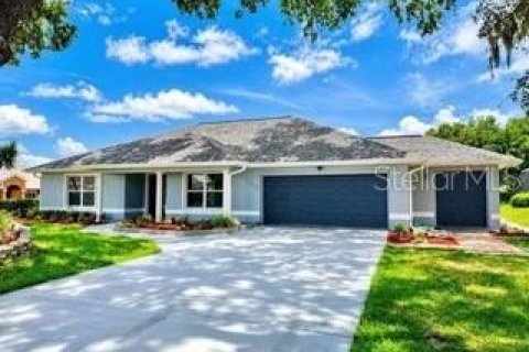 Villa ou maison à Summerfield, Floride 2 chambres, 158.12 m2 № 2349317