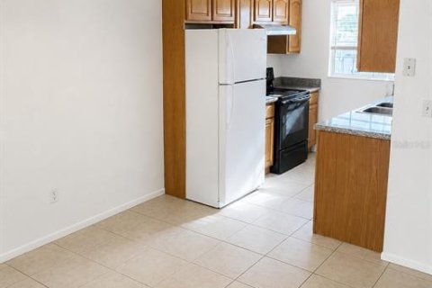 Copropriété à louer à Mount Dora, Floride: 2 chambres, 83.61 m2 № 2329791 - photo 5