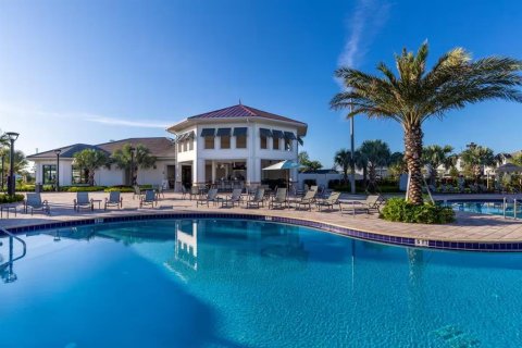Touwnhouse à vendre à Kissimmee, Floride: 4 chambres, 177.81 m2 № 2416335 - photo 9