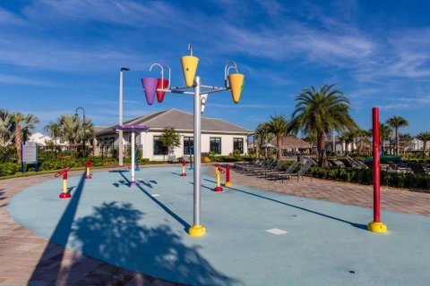 Touwnhouse à vendre à Kissimmee, Floride: 4 chambres, 177.81 m2 № 2416335 - photo 28