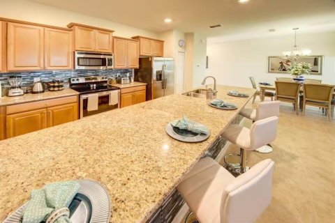 Touwnhouse à vendre à Kissimmee, Floride: 4 chambres, 177.81 m2 № 2416335 - photo 21