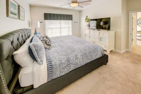 Touwnhouse à vendre à Kissimmee, Floride: 4 chambres, 177.81 m2 № 2416335 - photo 19
