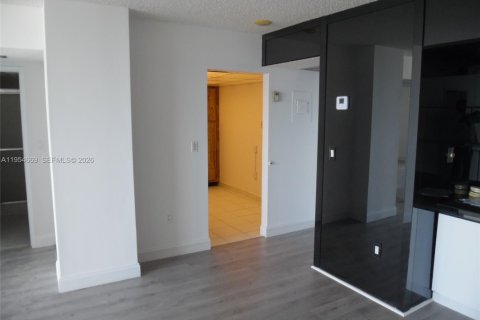 Condominio en alquiler en Aventura, Florida, 2 dormitorios, 107.58 m2 № 2011758 - foto 16